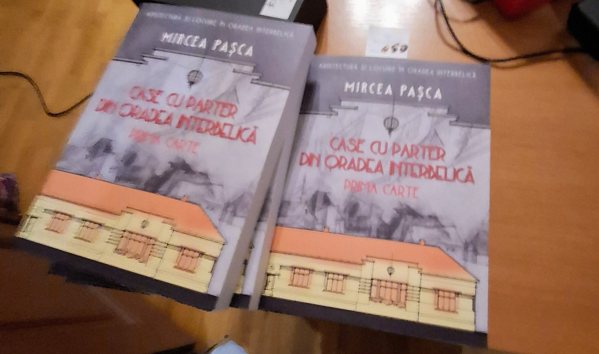 O nouă carte despre  clădirile Oradiei